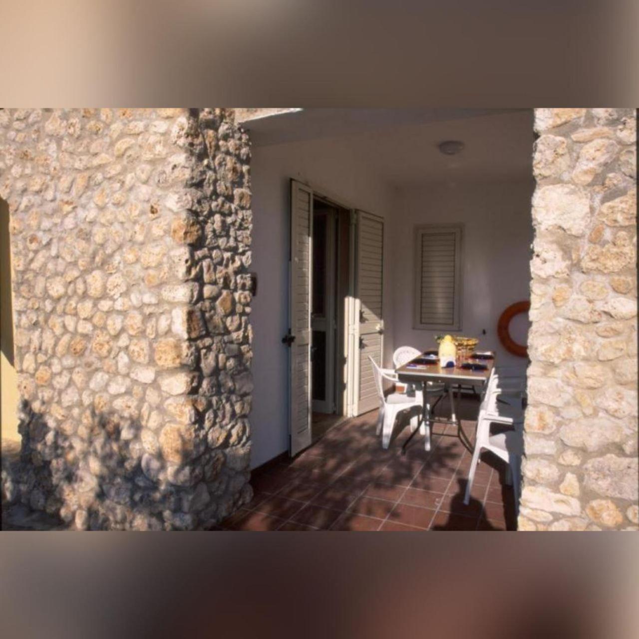Villa Marhu' Mattinata Buitenkant foto